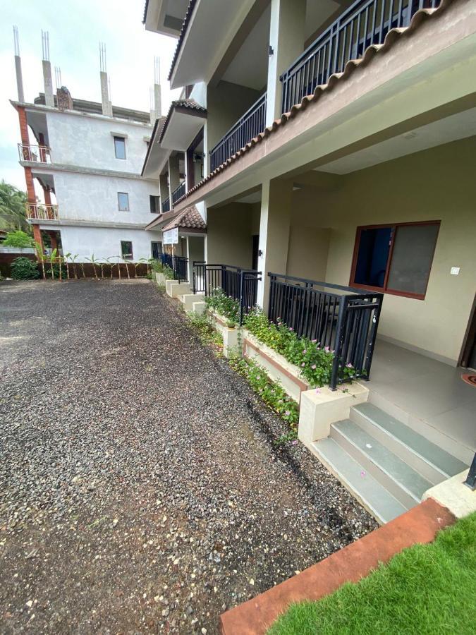 O'Nest Countryside Hotel Surai Екстериор снимка